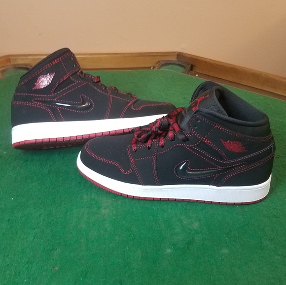 Shoes | Nike Air Jordan 1 Mid Come Fly 